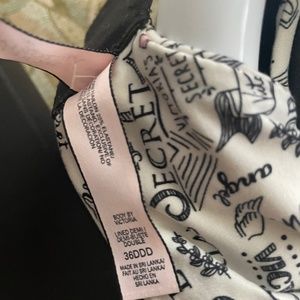 36DDD Victoria Secret bra